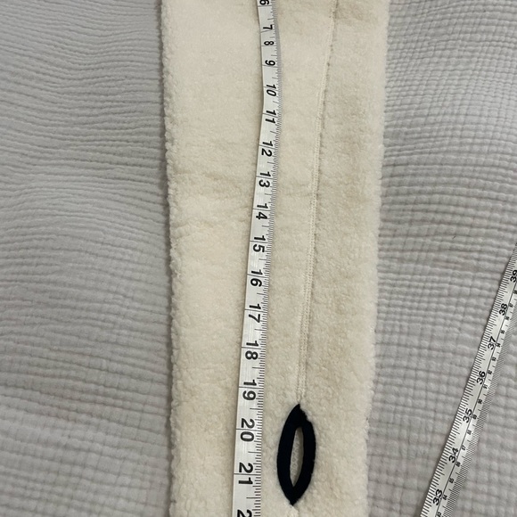 Brooks Brothers NWT  Beautiful Top M -Please See Pics for Measurements 🌻 - Picture 9 of 14